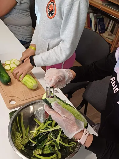 Wakacyjne warsztaty kulinarne: babeczki i pizza — zdjęcie 4